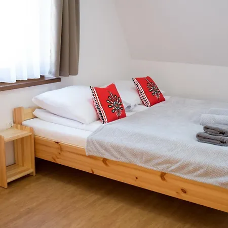 Mala Laka Jacuzzi & Sauna Bed & Breakfast 3*