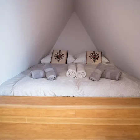 Mala Laka Jacuzzi & Sauna Bed & Breakfast *