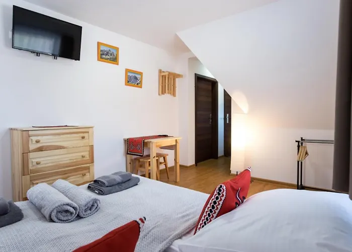 Mala Laka Jacuzzi & Sauna ベッド・アンド・ブレックファスト ザコパネ