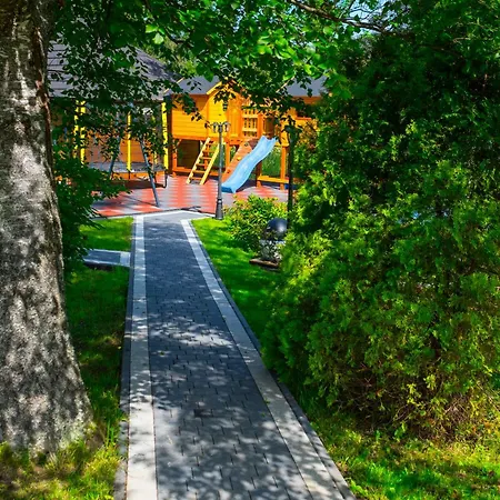 Mala Laka Jacuzzi & Sauna Bed & Breakfast 3*