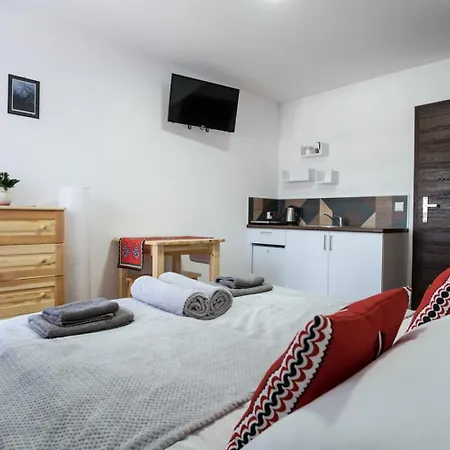 فندق مبيت وإفطار Mala Laka Jacuzzi & Sauna زاكوباني