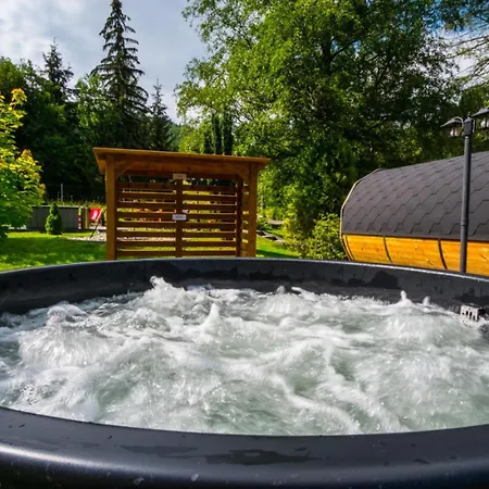 Mala Laka Jacuzzi & Sauna فندق مبيت وإفطار *