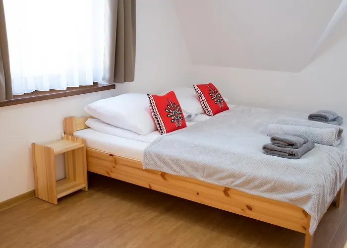 Mała łąka Nocleg ze śniadaniem 3*