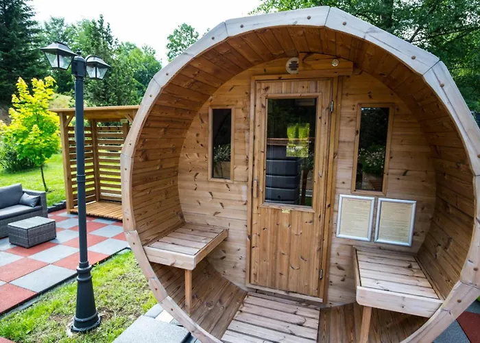 Mała łąka Nocleg ze śniadaniem 3*